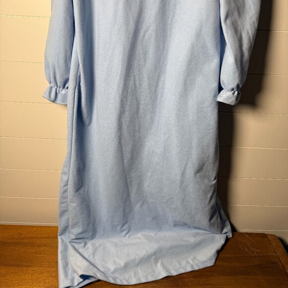 CJS Powder Blue Womens Robe Size Medium - Picture 3 of 8